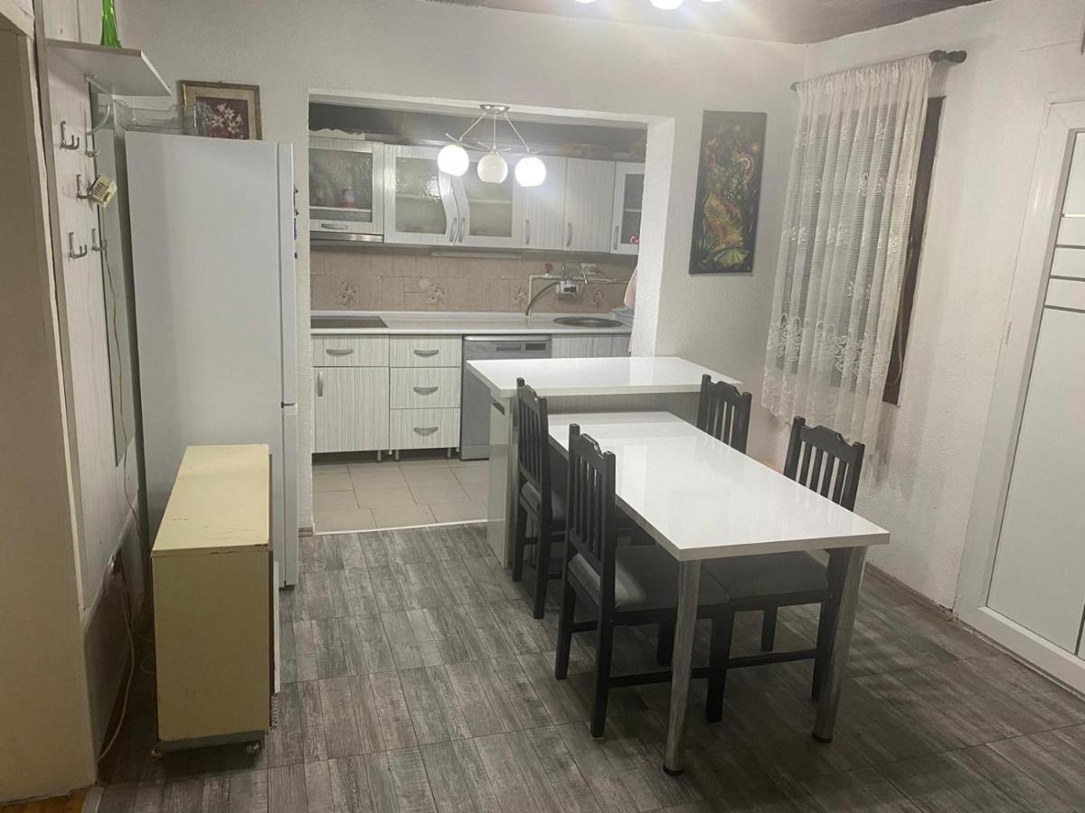 Iliovski Inn - Just Like Home Prilep Eksteriør billede